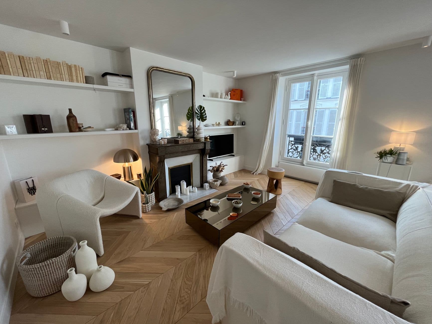 Immeuble lyonnais Presqu ile avec balcons pour location courte duree Airbnb reglementation 2026